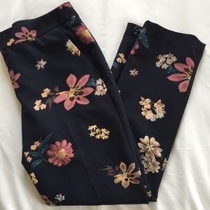 Carolina Belle Navy Floral Print Pants Size 4